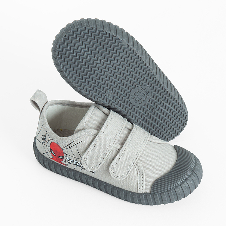 TRAINERS