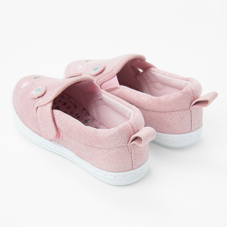 Pink slip on slippers with kitten pattern