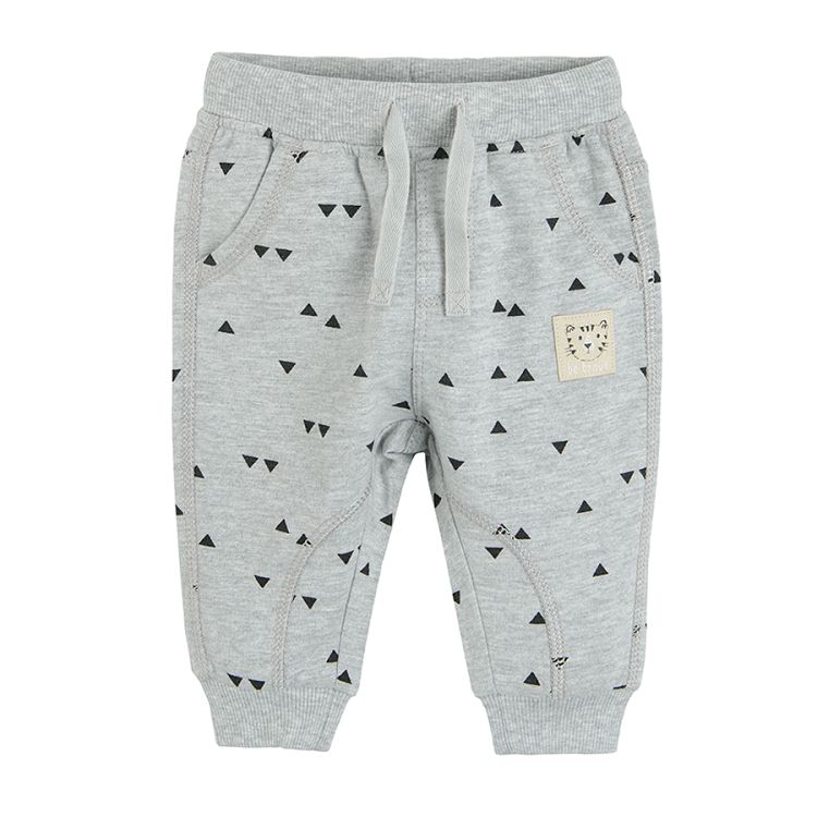 Grey jogging pants with triangle shapes