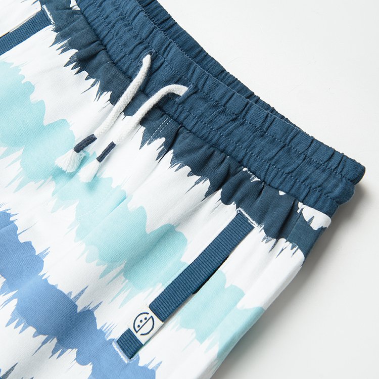 Shorts with cord in shades of blue
