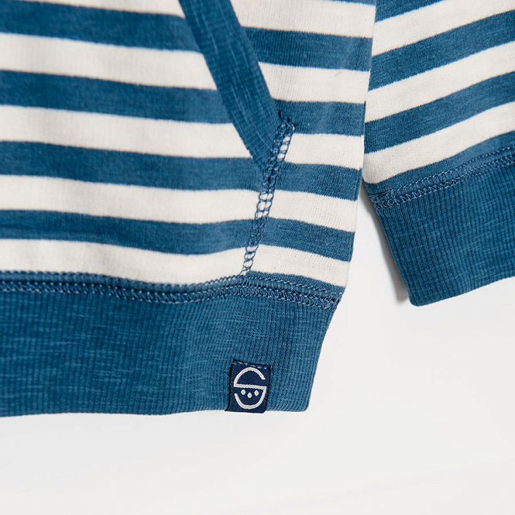 White and blue stripes long sleeve sweatshirt with pockets