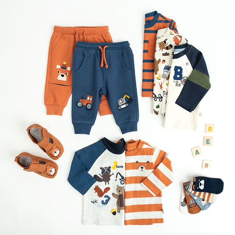 Long sleeve blouse with wild animals, numbers and trucks print