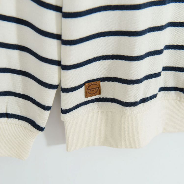 White stripes sweatshirt with truck print