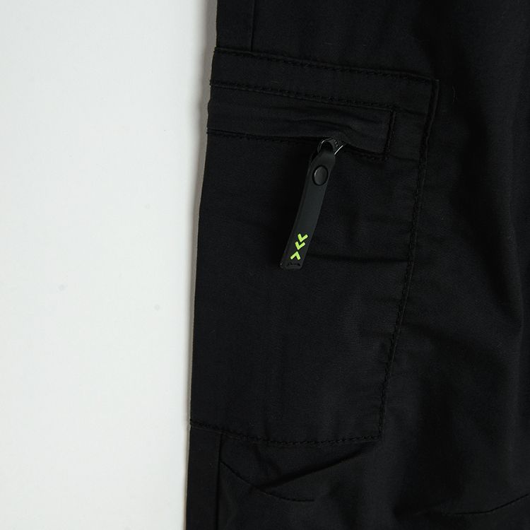 Παντελόνι μαύρο με τσέπες και επένδυση fleece