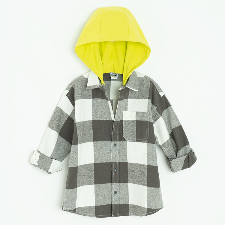 Grey and white checked shirt with fluo hoodie