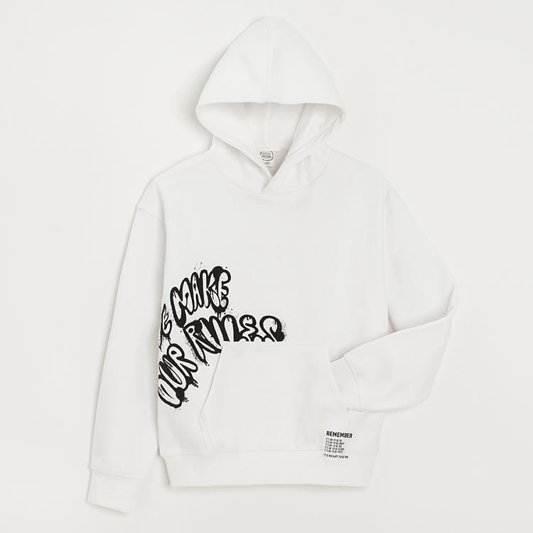 White hooded sweatshirt with side pockets