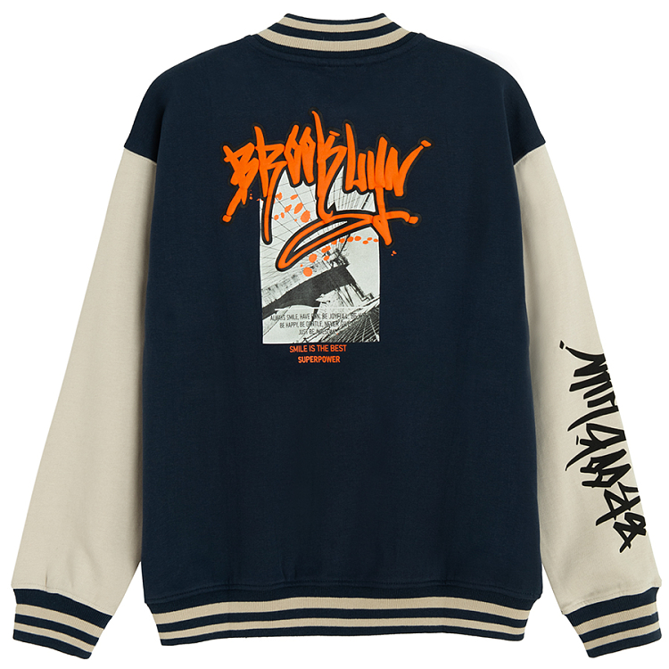 SWEATSHIRT