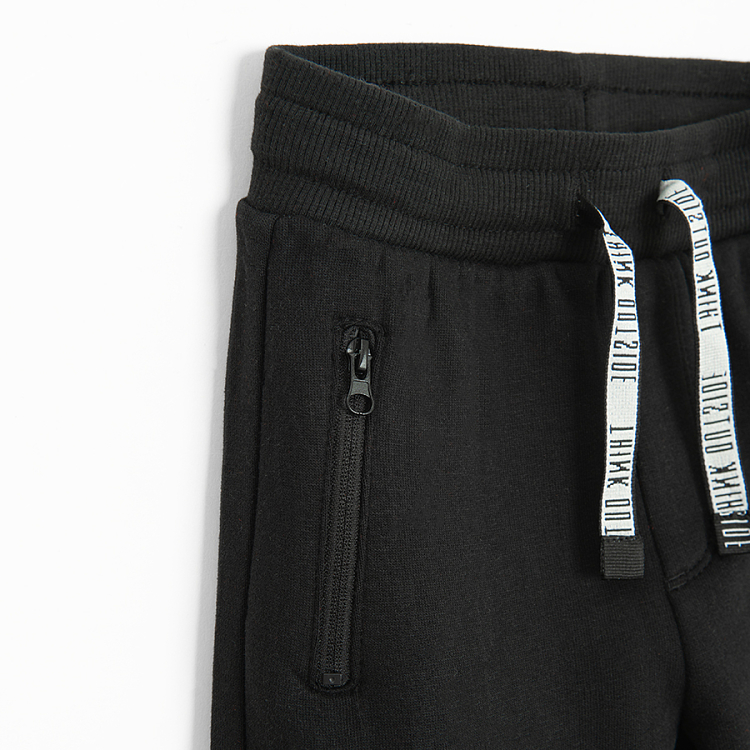 JOGGING PANTS