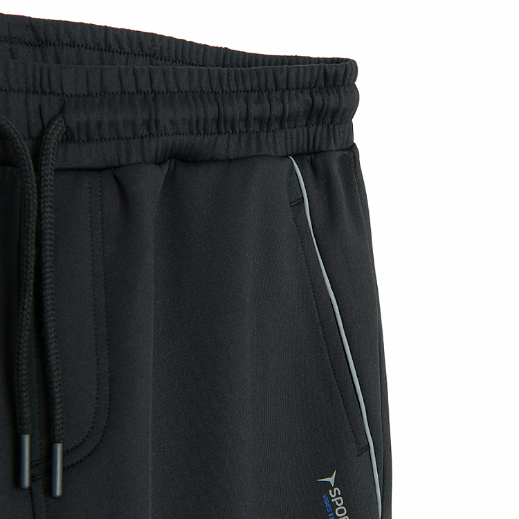 JOGGING PANTS