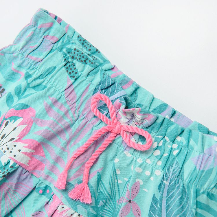 Skirt with tropical leaves