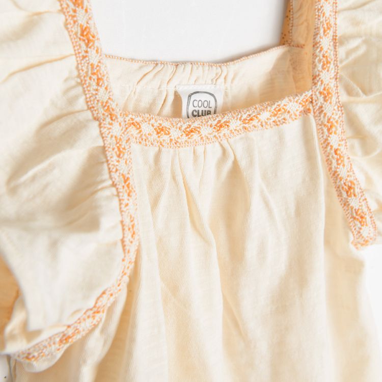 Short sleeve blouse with embroidery