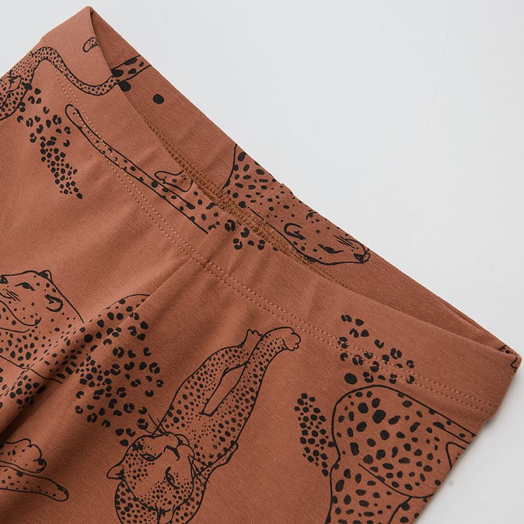 Leggings with tiger print