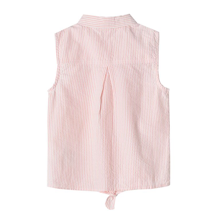 Pink and white sleeveless shirt with collar and knot in the front
