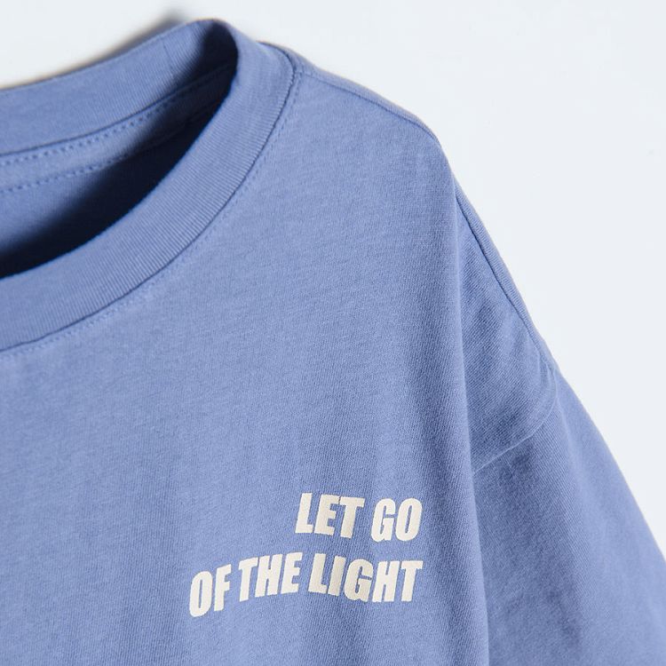Μπλούζα κοντομάνικη μωβ με στάμπα Let go of the light
