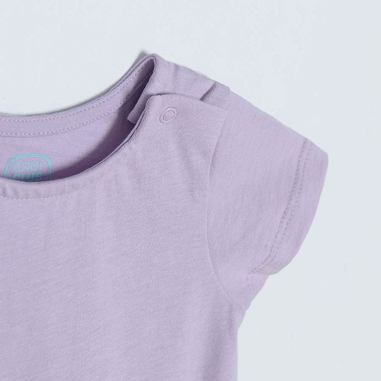 Light violet short sleeve dress with poppers on the shoulder