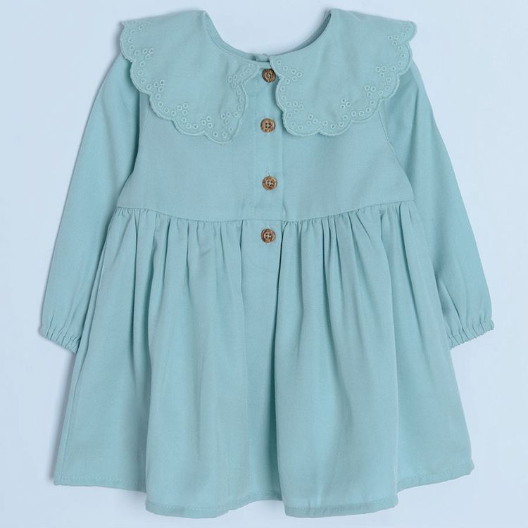 Green long sleeve dress with embroidered colar