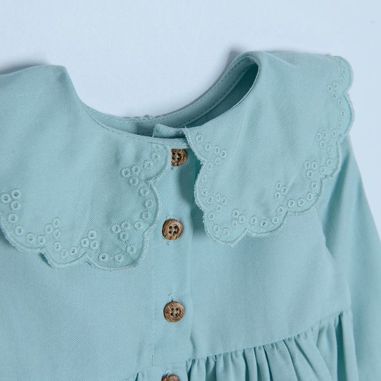 Green long sleeve dress with embroidered colar