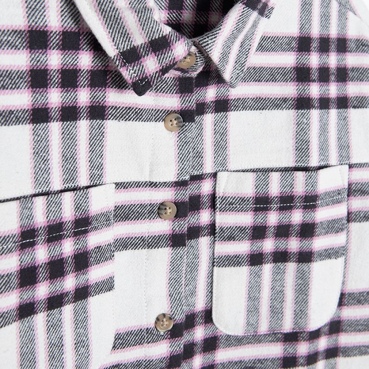 Checked long shirt shirt