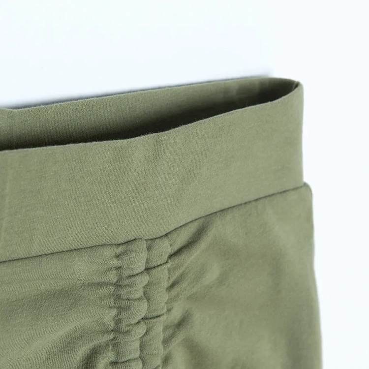 Khaki skirt with cord