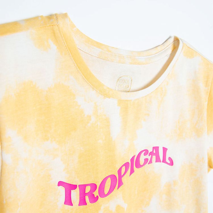 Μπλούζα κοντομάνικη κίτρινη με εφέ tie dye και στάμπα tropical