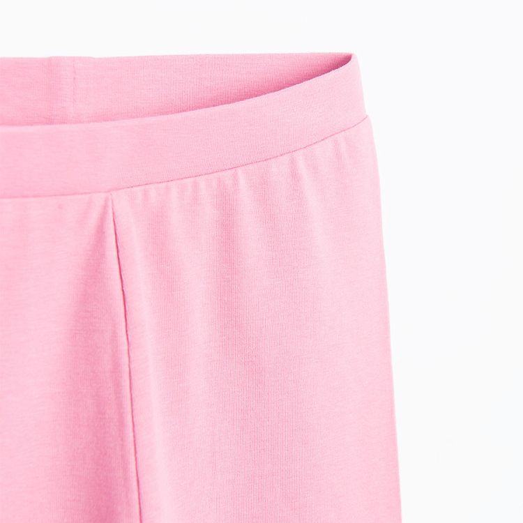 Pink leggings