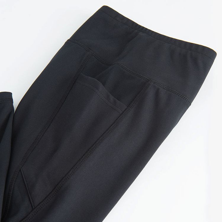 Black leggings