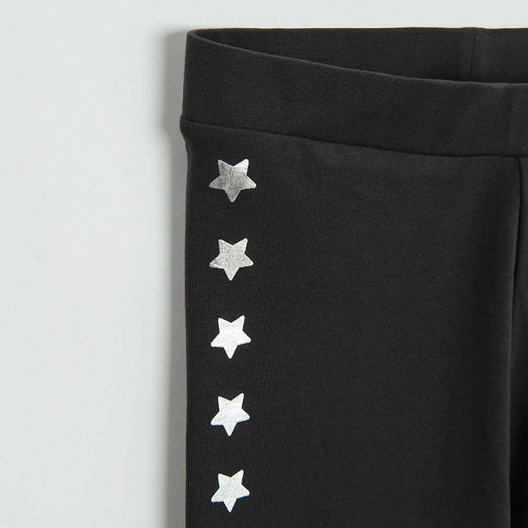 Black leggings with stars on the side