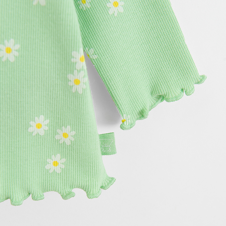 Light green long sleeve blouse with white daisies print