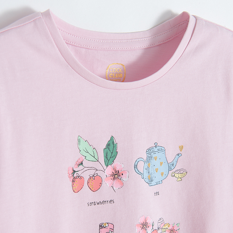 Pink T-shirt with garden print