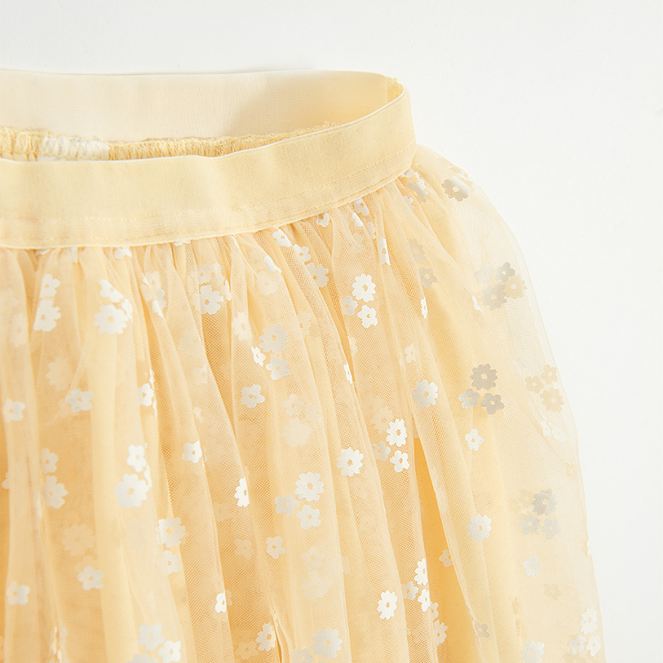 Σετ μπλούζα κοντομάνικη με μαργαρίτες και φούστα κίτρινη από τούλι με κεντημένη στάμπα μαργαρίτες