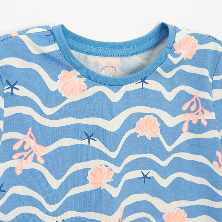 Blue and white T-shirt with waves and coral print