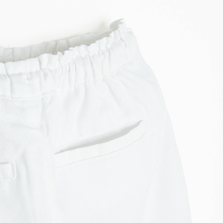 White high waist shorts with elastic waist