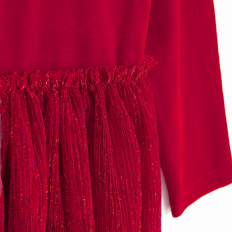 Red long sleeve claddic dress with pleated skirt