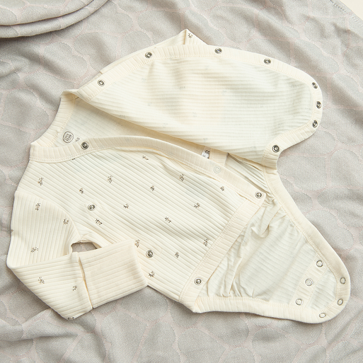 CLOTHING SET