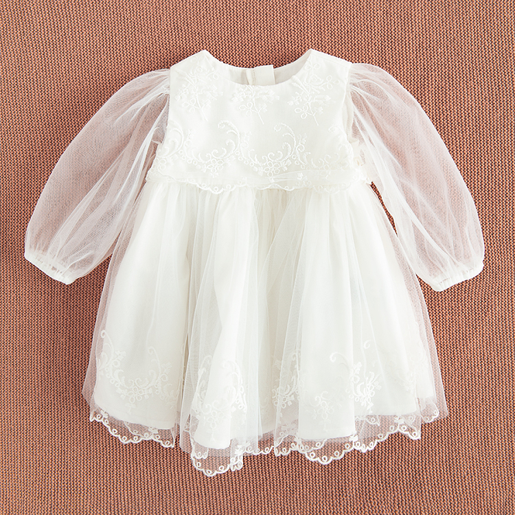 DRESSES CLASSIC
