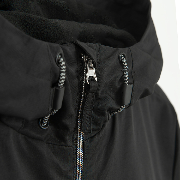 LIGHT JACKETS