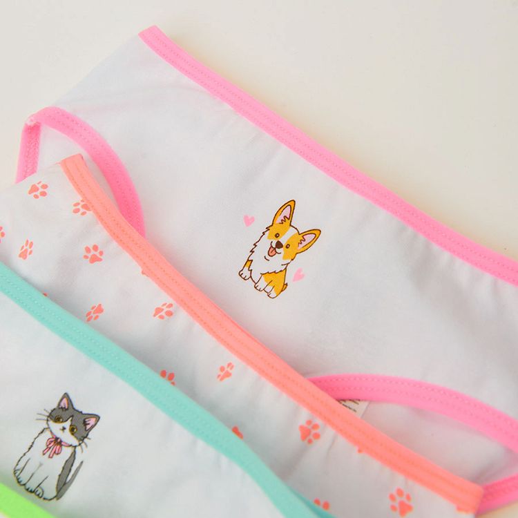 White briefs with small animals print- 7 pack