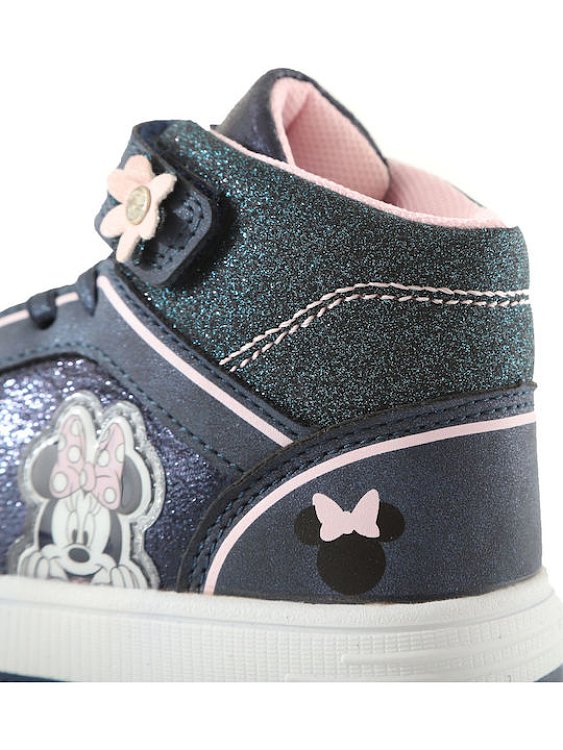 Mid cut shoe