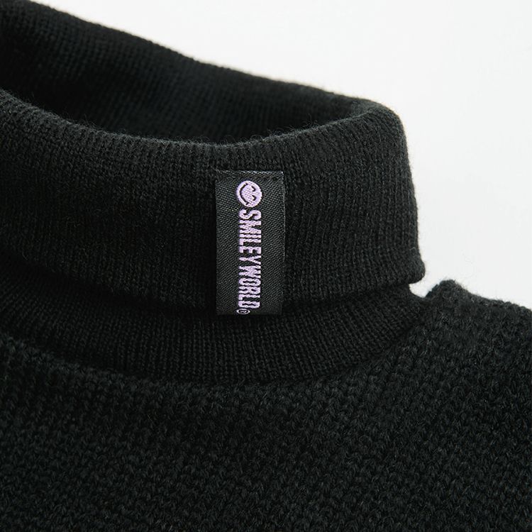 Black neckerchief with black lining