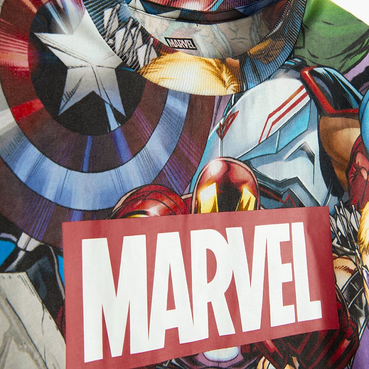 Μπλούζα κοντομάνικη με στάμπα ήρωες της MARVEL