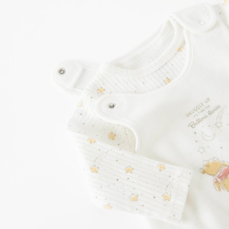CLOTHING SET