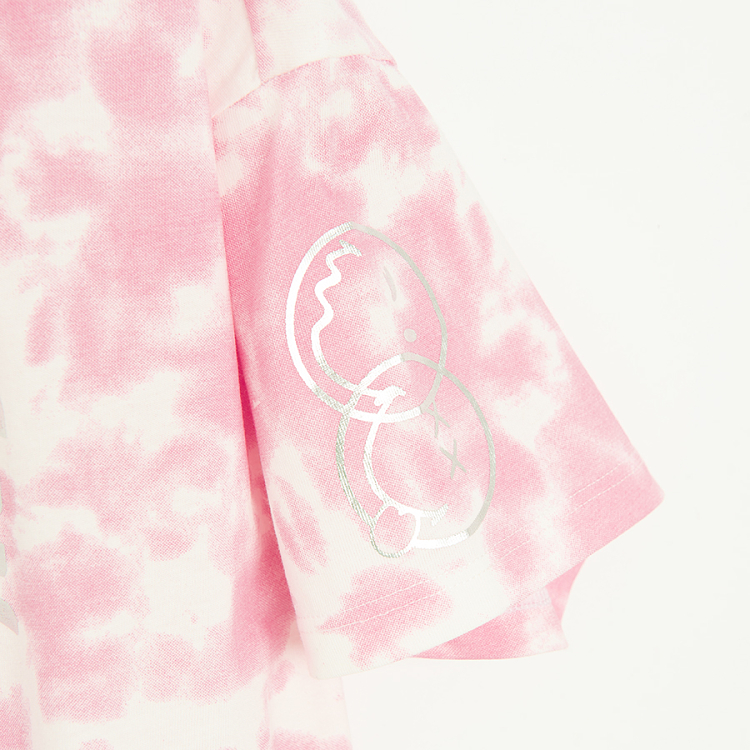 Μπλούζα κοντομάνικη ροζ με εφέ tie dye και στάμπα LOST IN THE METAVERSE