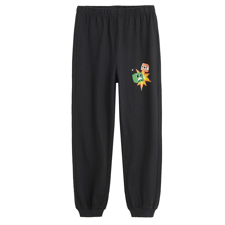 SLEEPWEAR