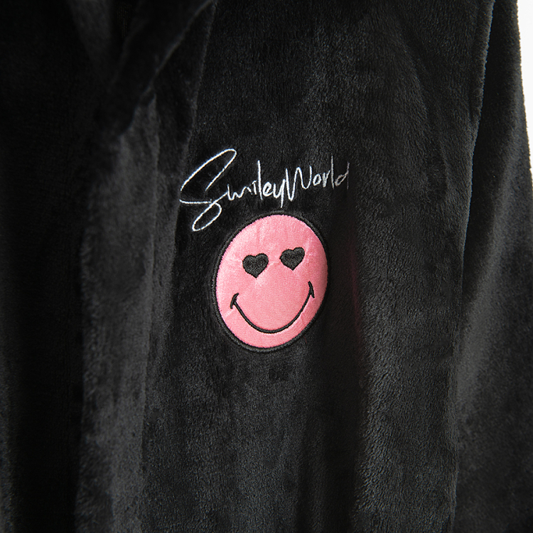 BATHROBE