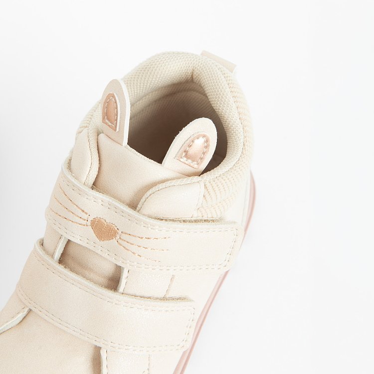 ANKLE SHOE