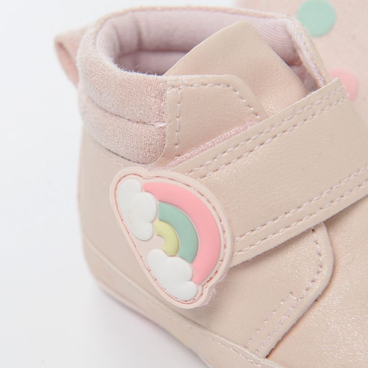 Ligh pink newborn slippers