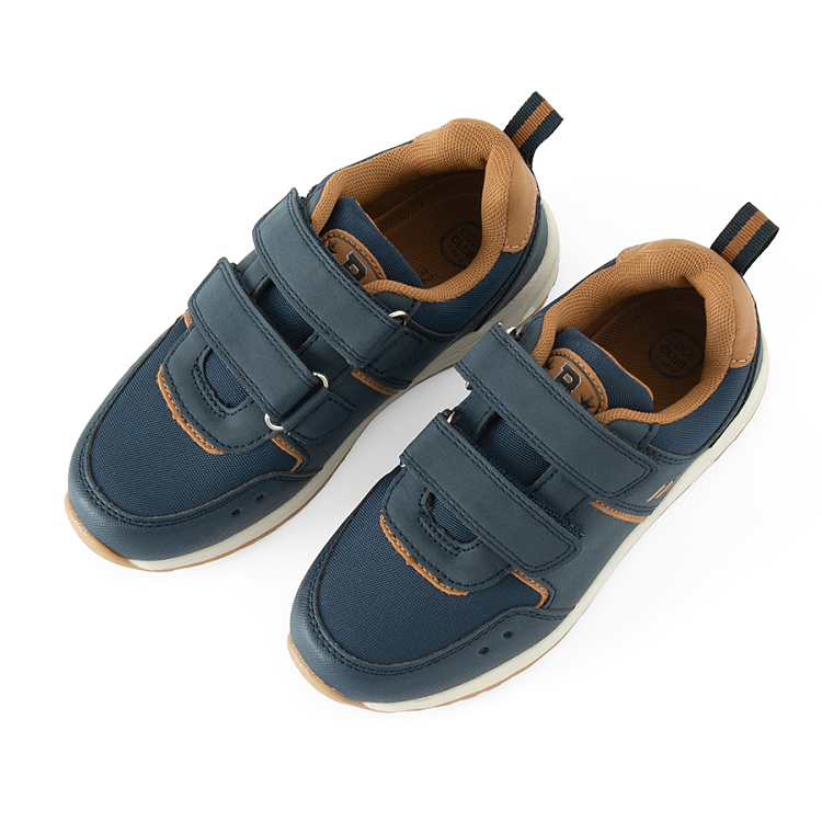LEISURE SHOES