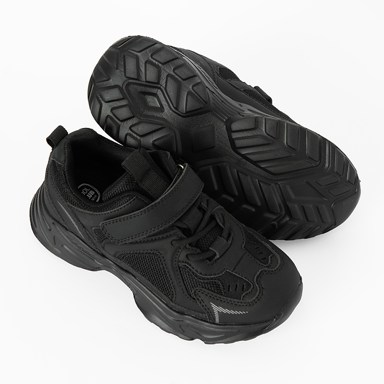 Leisure shoes