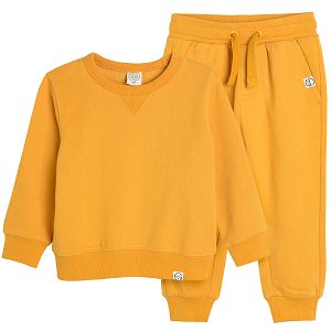 Jogging set sweater and joggers