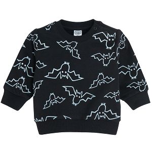 Black sweatshirt with bats print